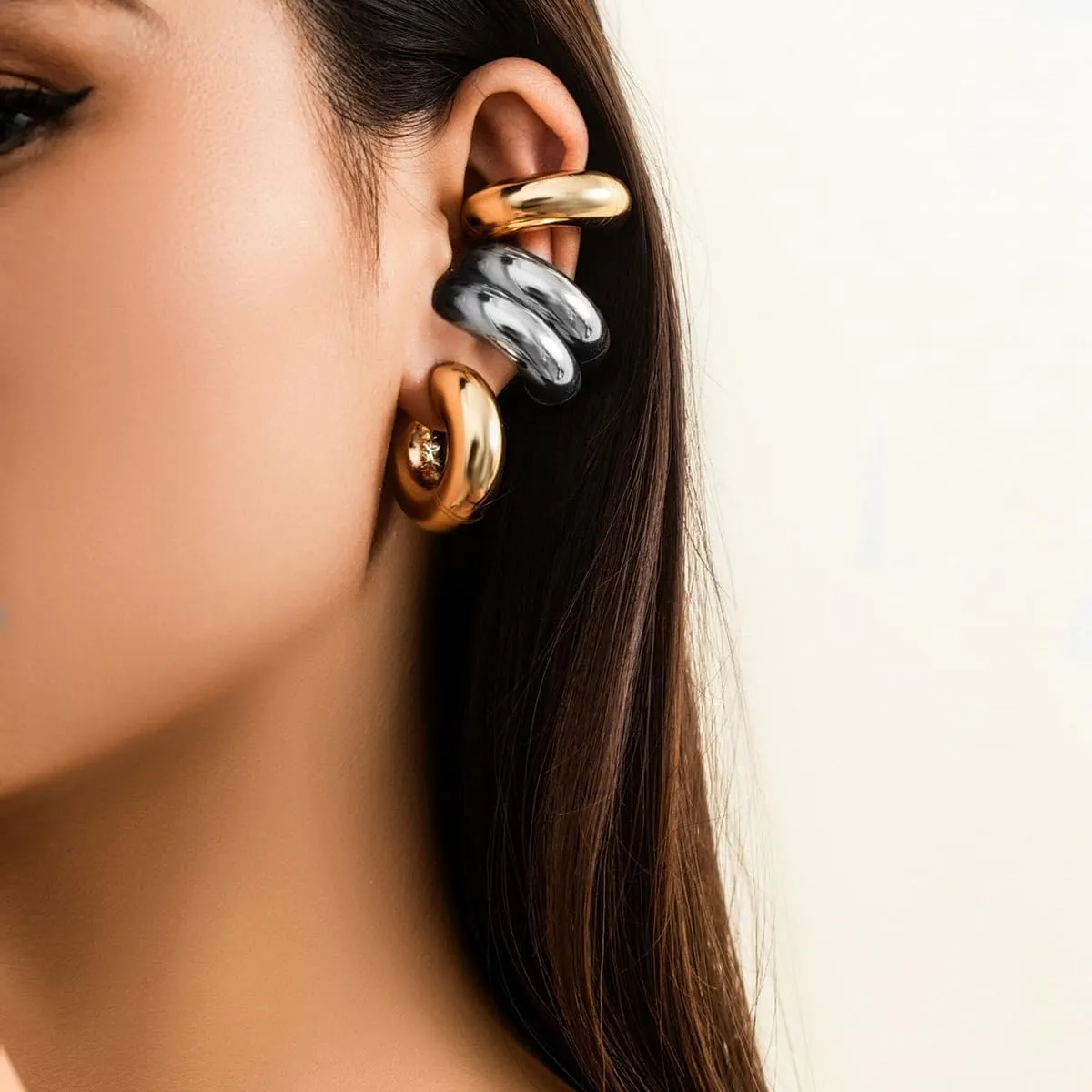 4 Pcs Chunky Gold Silver Ear Cuff for Women Non Piercing Clip On Cartilage Wrap Cuff Earrings Thick Ear Cuff for Women