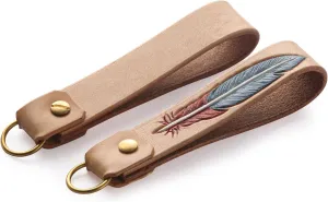 Car keychain holder, leather feather keychain bracelet, brass hardware, suitable for both men and women, fashionable boutique leather keychain ring