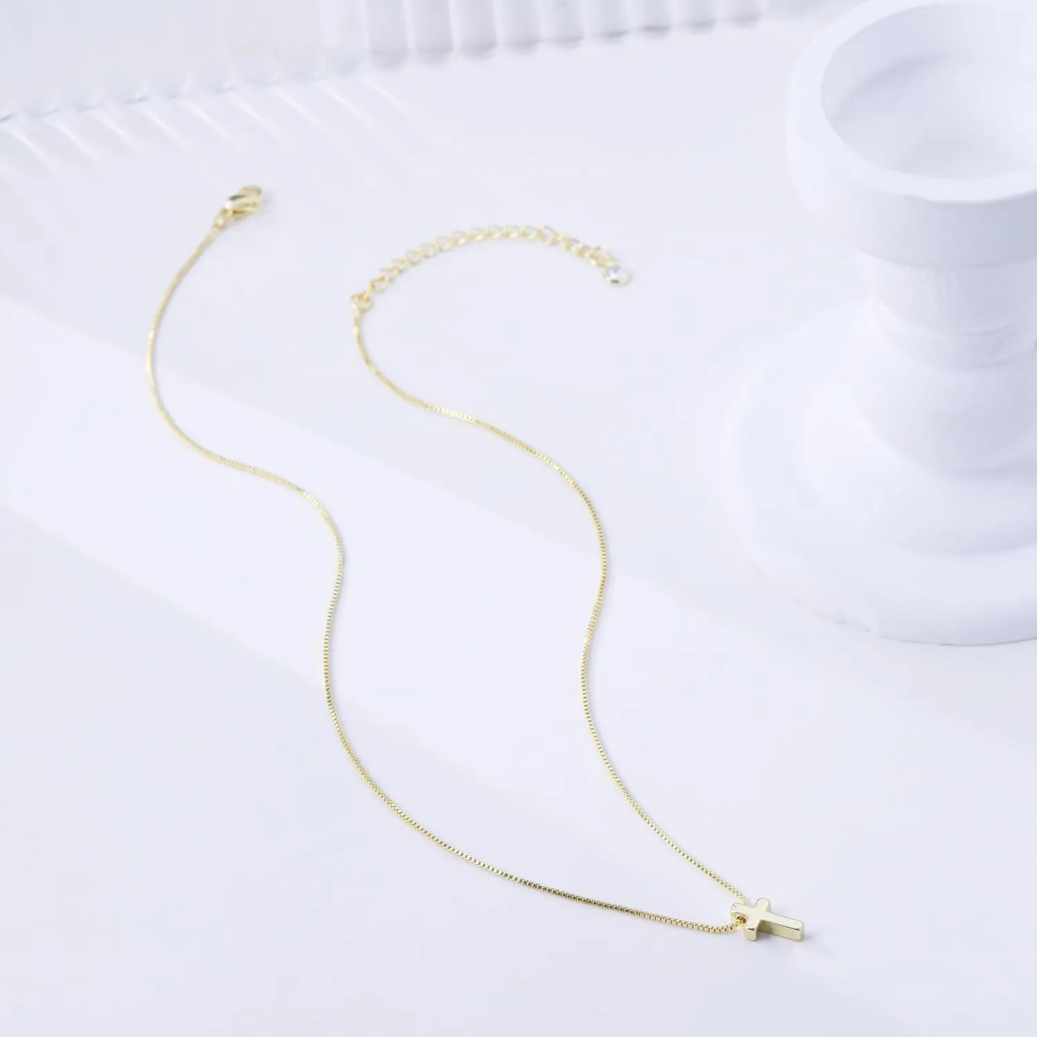 Cross Necklace for Women, Dainty 14k Gold/Silver Plated Cross Necklaces for Women Trendy Small Cross Pendant Choker Charm Necklace Simple Faith Religious Jewelry