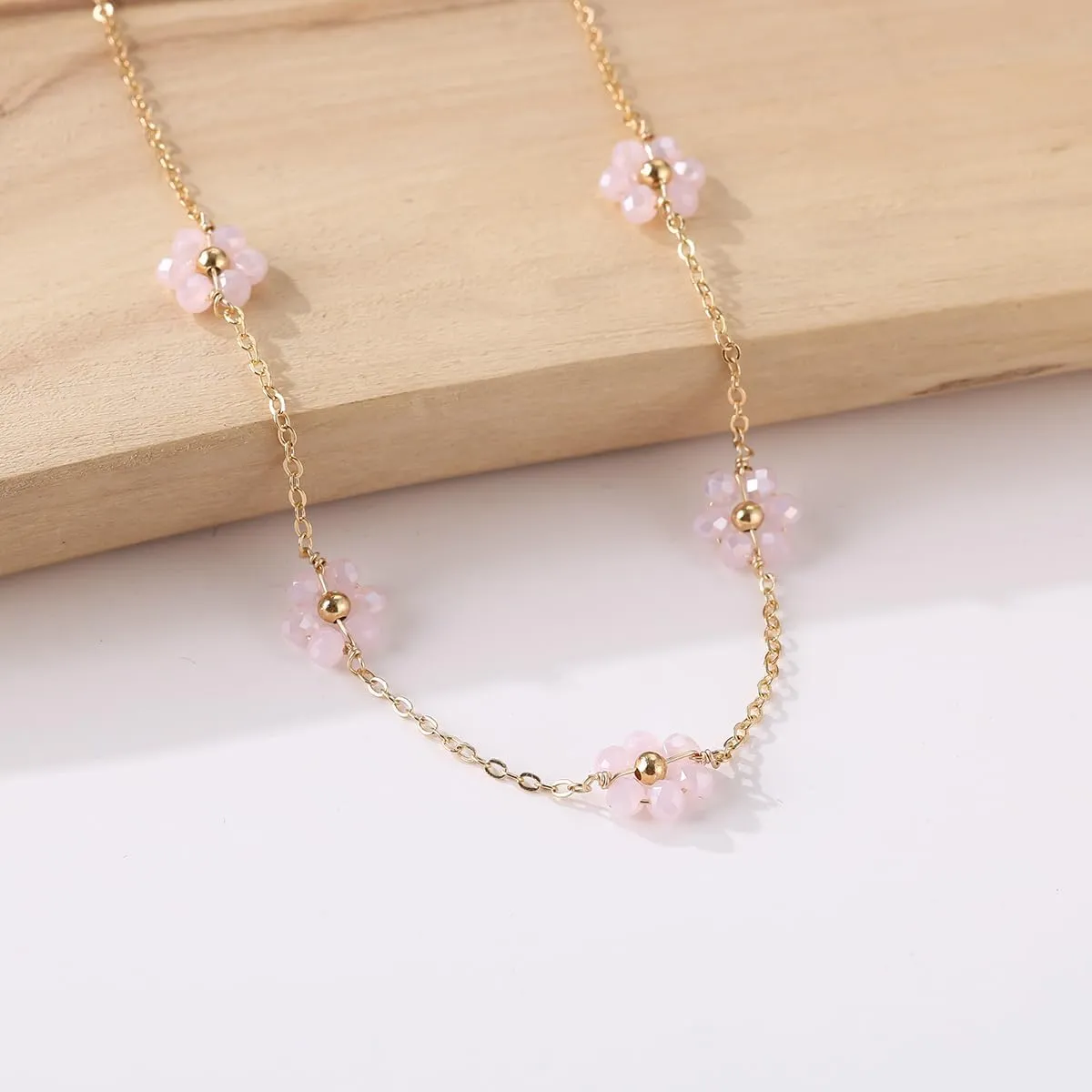 Daisy Flower Choker Necklace 14K Gold Plated Beaded Pearl Choker for Women Jewelry Gifts