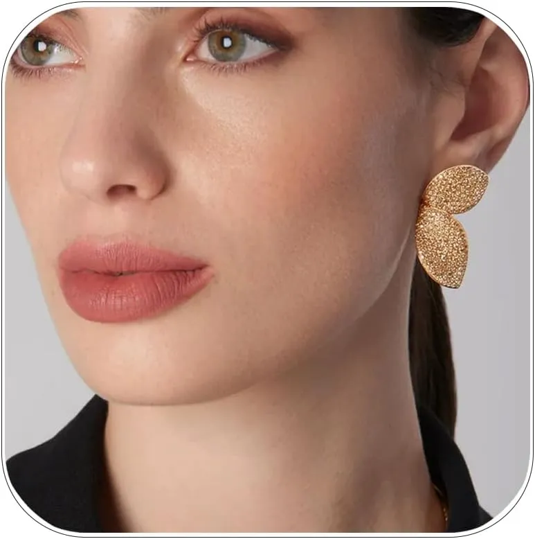 Dazzling Rhinestone Leaf Earrings Jewelry for Women Costume Crystal Statement Stud Earrings Trendy Ear Accessory