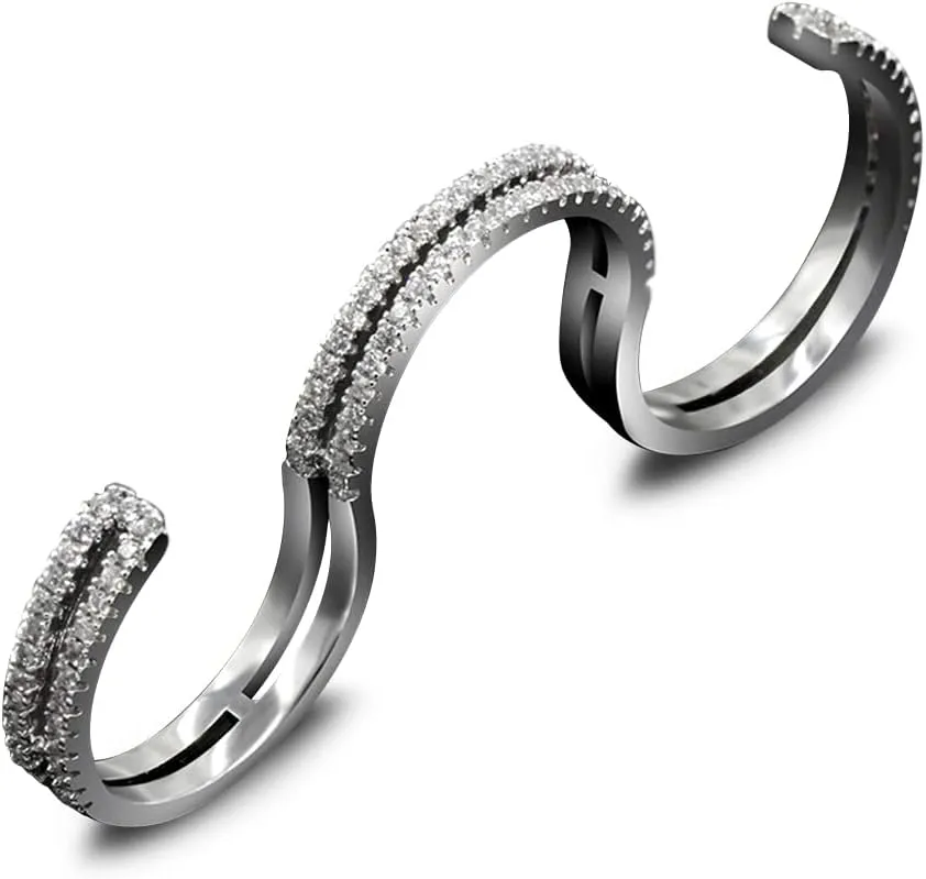 Exquisite micro-inlaid three-finger women's ring Adjustable size ring with AAA cubic zirconia classic women's finger ring, ins trendy and cool niche design, cool style, fashionable personality, light luxury tail ring