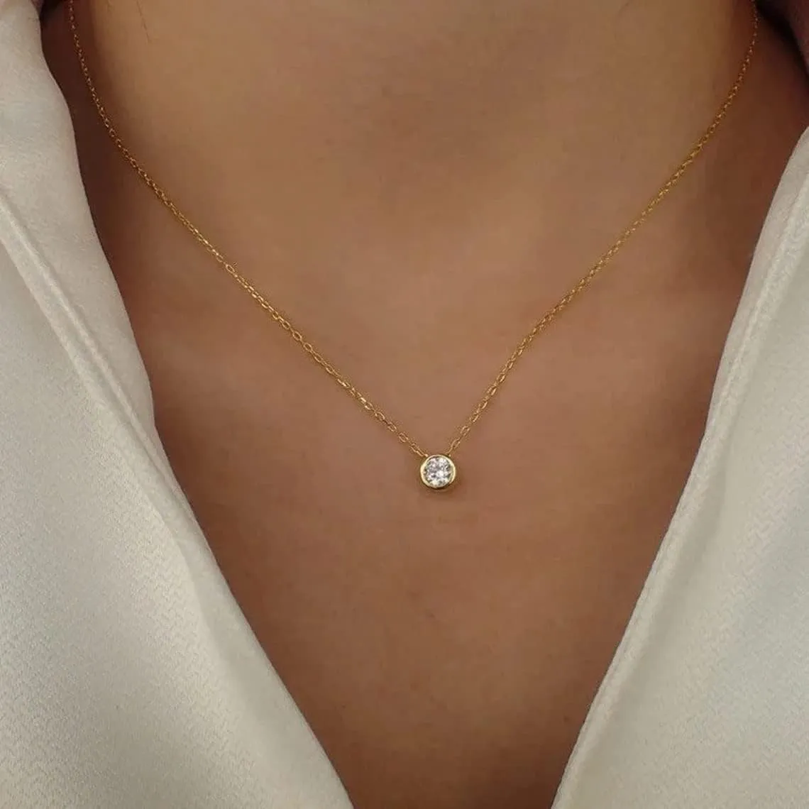 Gold Diamond Pendant Necklace for Women, 18K Gold Plated CZ Solitaire Necklace Dainty Gold Layered Cubic Zirconia Choker Necklaces Trendy Jewelry
