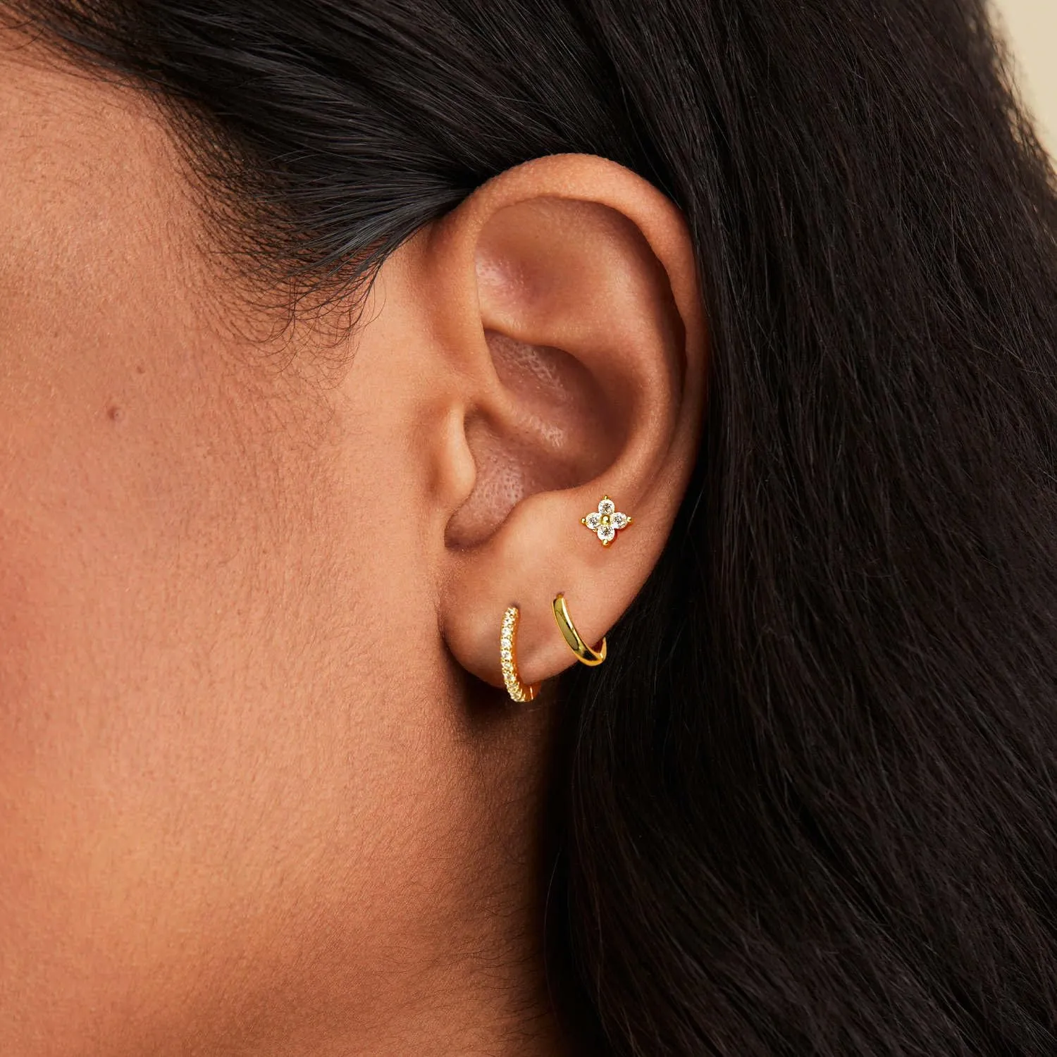 Gold Earrings for Women Trendy, Dainty Small Hoop Earrings Set Multiple Piercing Cute CZ Flower Huggie Stud Earring 14K Gold Lightweight Hypoallergenic Cartilage Earrings Gold Jewelry for Women Gifts
