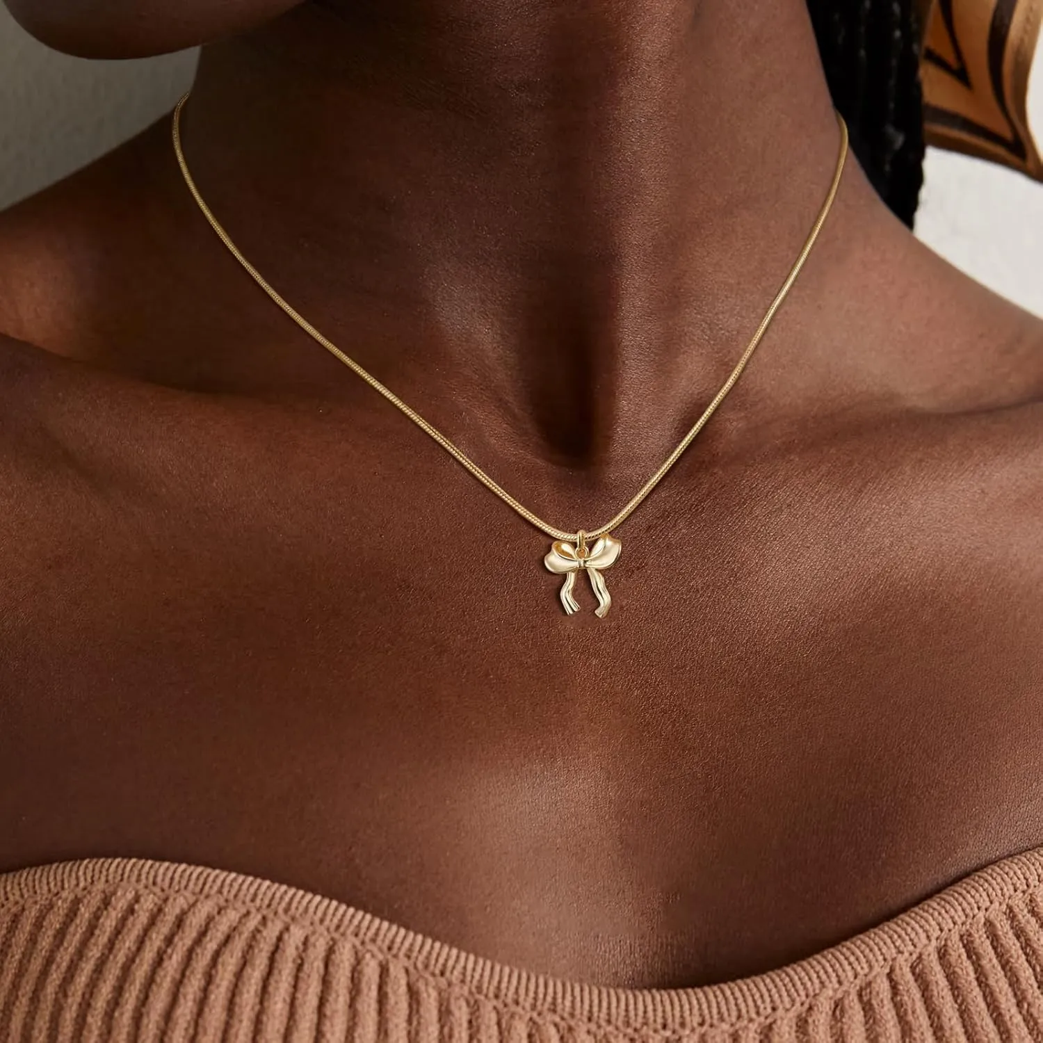 Gold Necklace for Women - Bow Necklace 14K Dainty Gold Necklace Cute Small Tiny Bow Pendant Choker Chain Necklace Trendy Necklaces for Women Gold Jewelry Gift