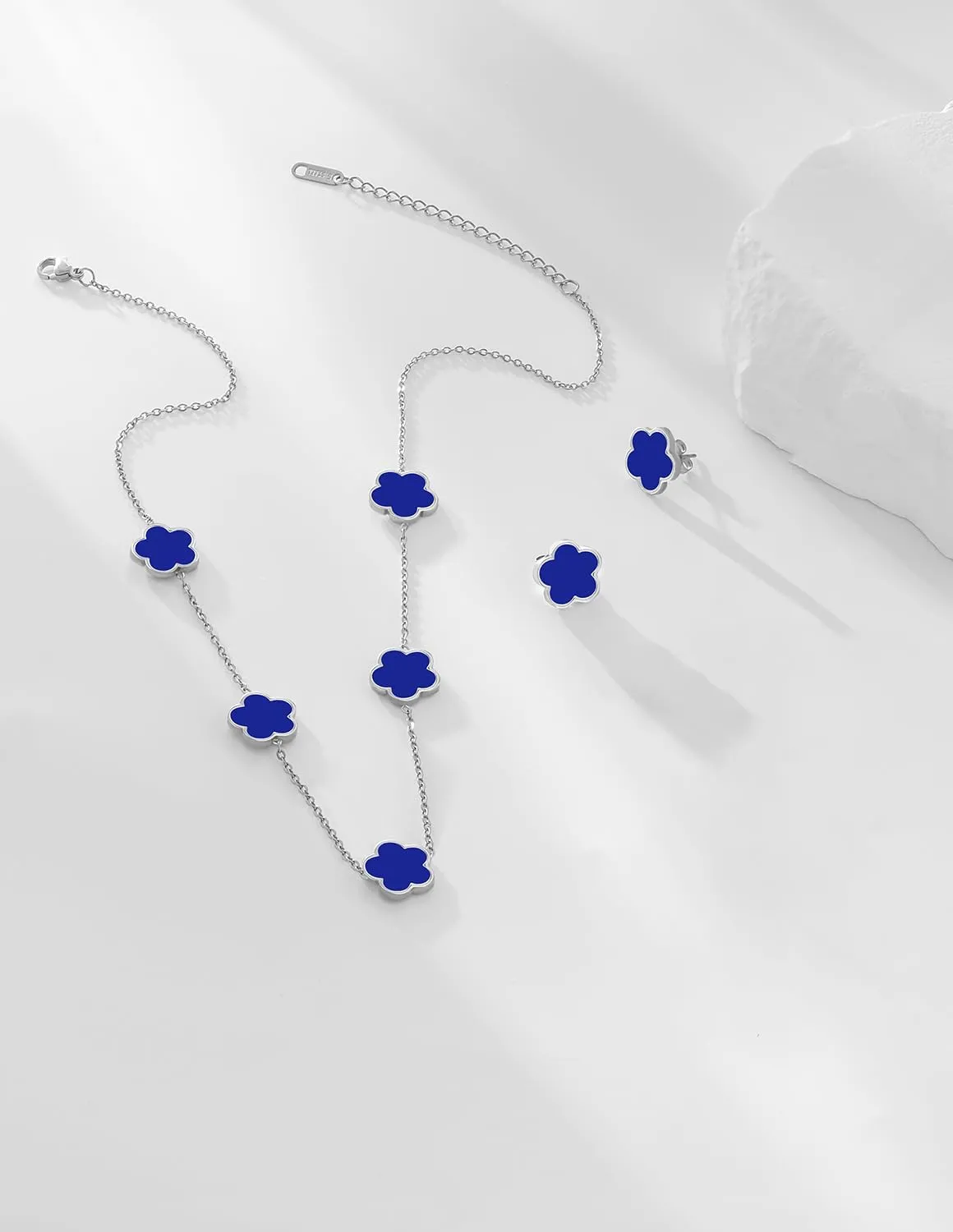 Gold Plated Stainless Steel Flower Necklace and Stud Jewelry Set for Women