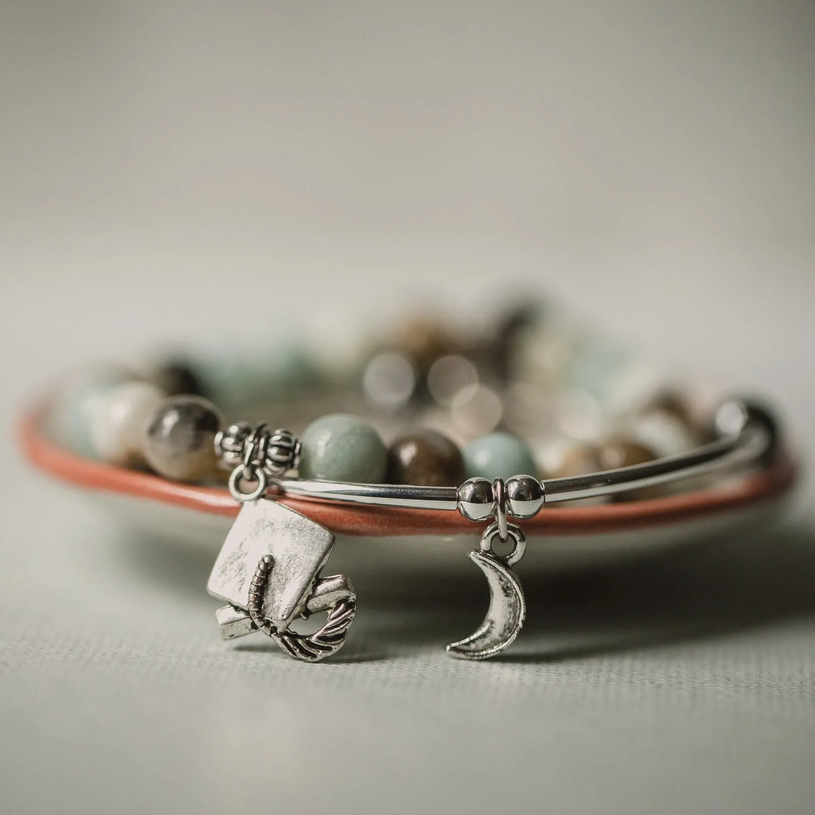 Graduation Cap | Stone Beaded Charm Bracelet | Howlite