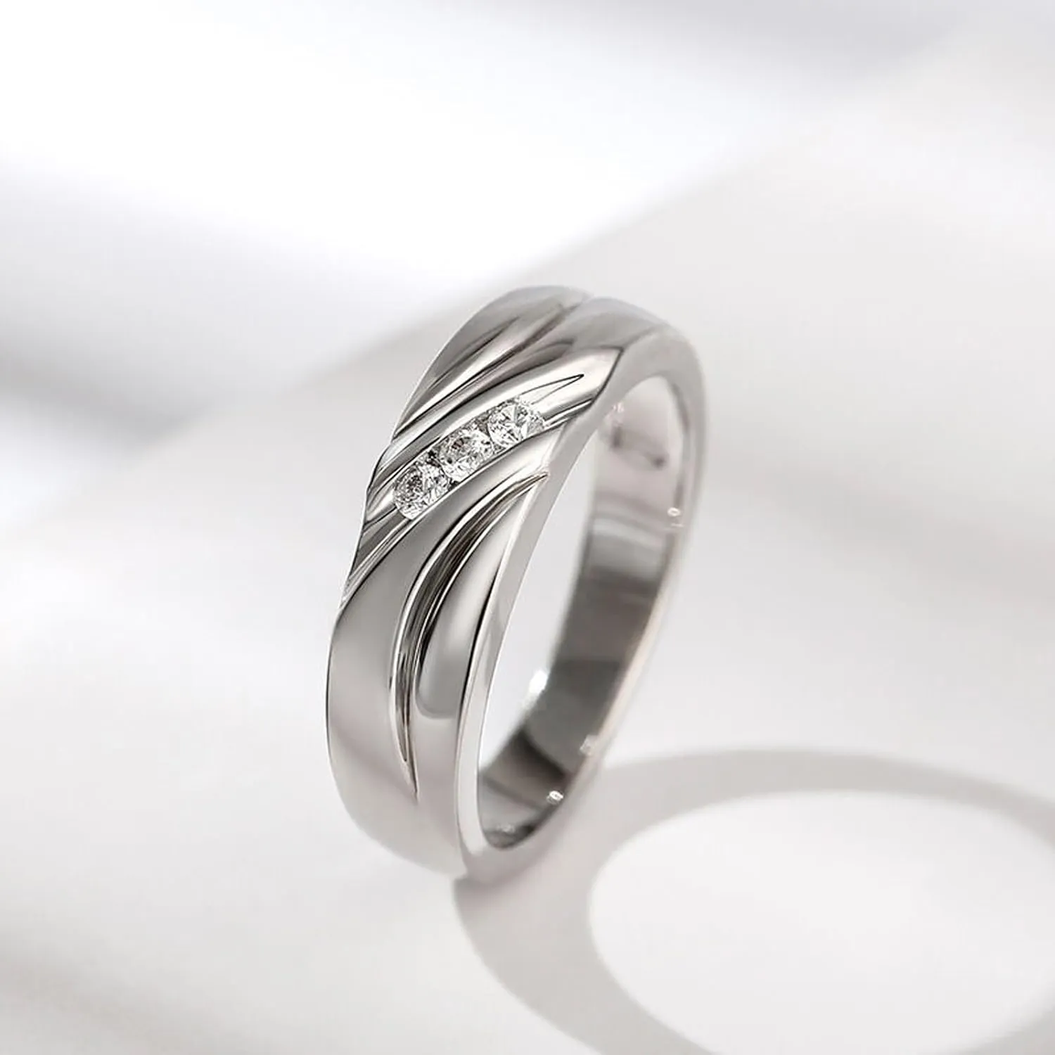 Jeulia Classic Mens Wedding Band Diamond Moissanite Ring 925 Sterling Silver D Color VVS1 Clarity Brilliant Round Cut Engagement Rings For Men Valentine's Day Jewelry Gift with Box