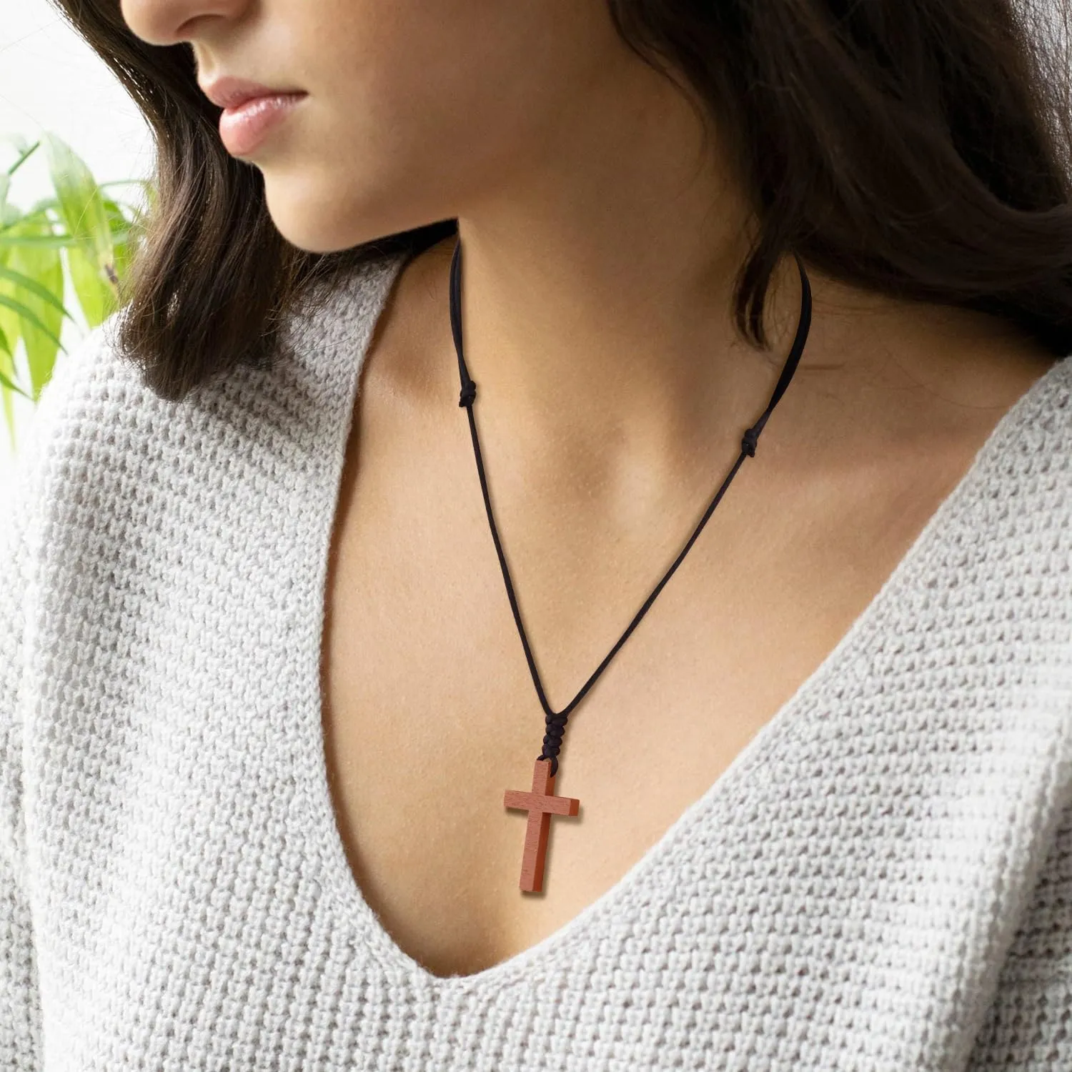 Natural Wooden Cross Necklace, Wooden Cross Necklace for Men and Women, Simple and Fashionable Car Rearview Mirror Pendant