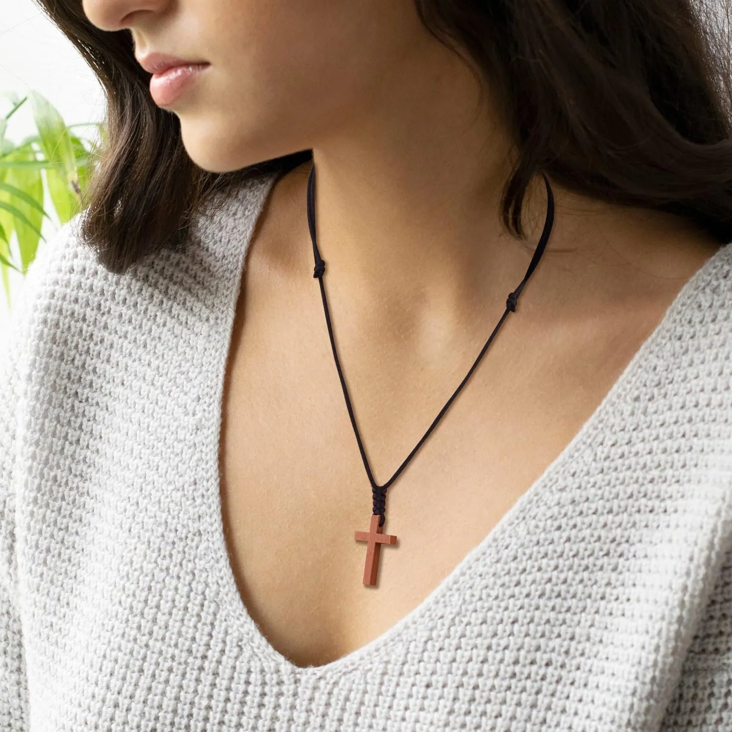 Natural Wooden Cross Necklace, Wooden Cross Necklace for Men and Women, Simple and Fashionable Car Rearview Mirror Pendant