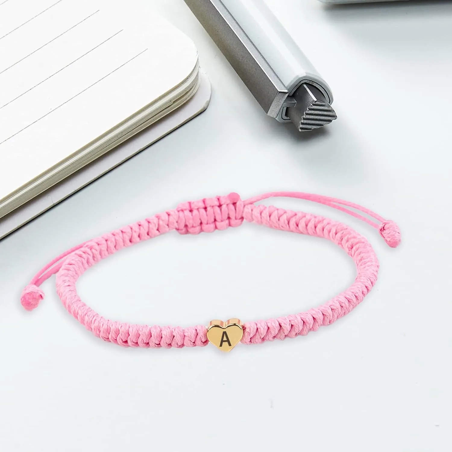 Pink Initial Bracelet Weave Rope Letter Bracelet for Women Heart Charm A-Z Birthday Gifts Handmade Adjustable Jewelry for Couple Daughter Son Mom Female Men Jewelry Gift (L)