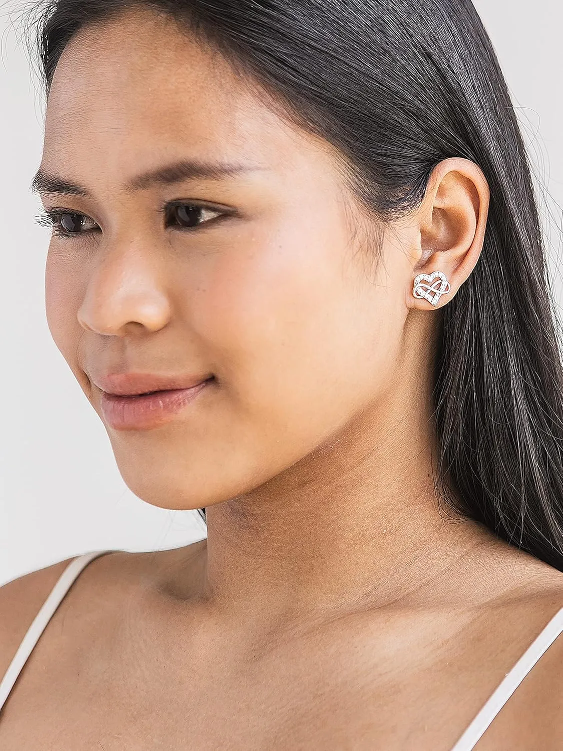 Sash & Soph Infinity Heart Cubic Zirconia Earrings Studs, Brilliant Heart Earrings for Women, 925 sterling Silver Stud Earrings for Women, Wonderful Jewelry Gifts for Women, Mom, Wife, Girlfriend