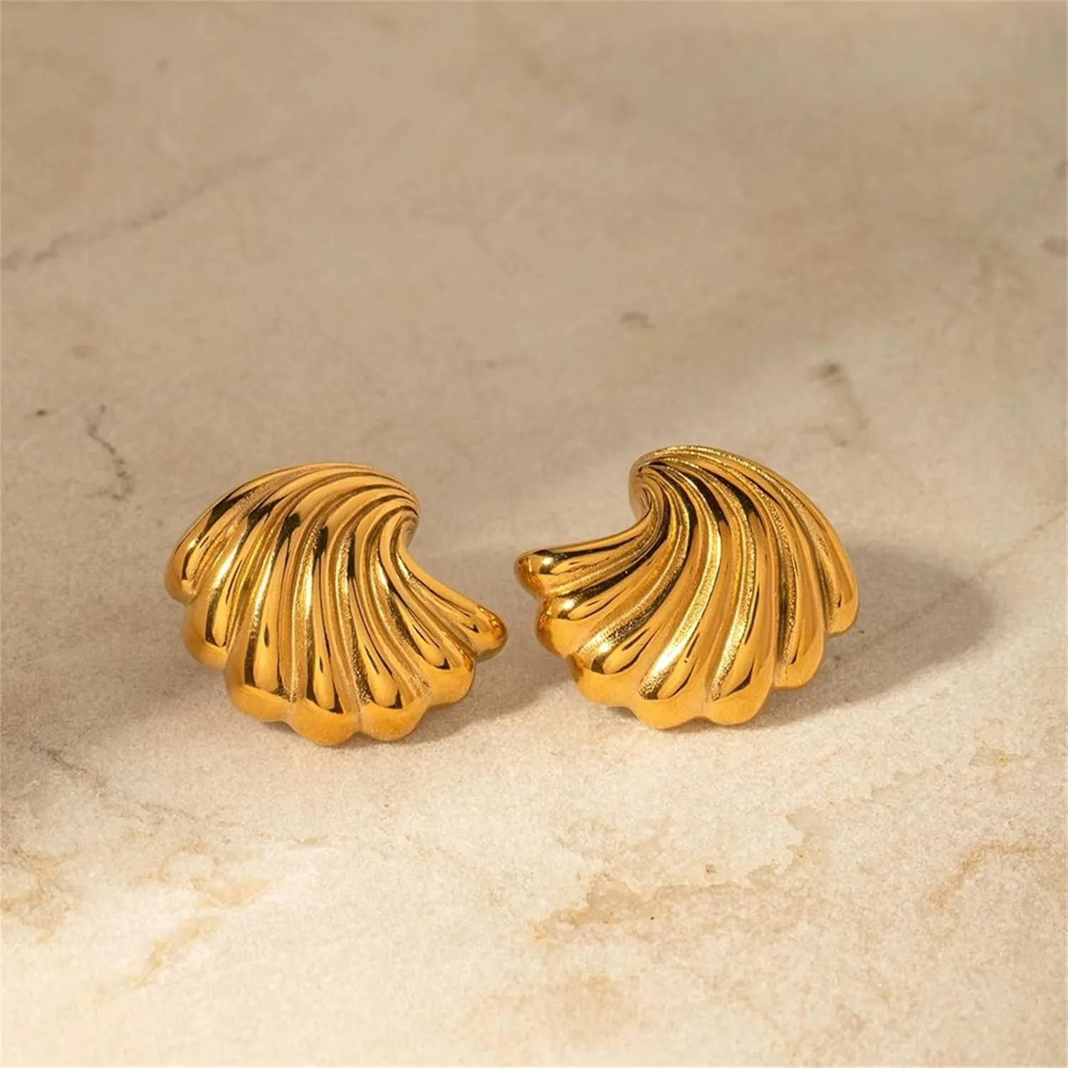 Starfish Stud Earrings,14K Gold Plated Conch Seashell Earrings Trendy Boho Ocean Earrings Statement Beach Jewelry