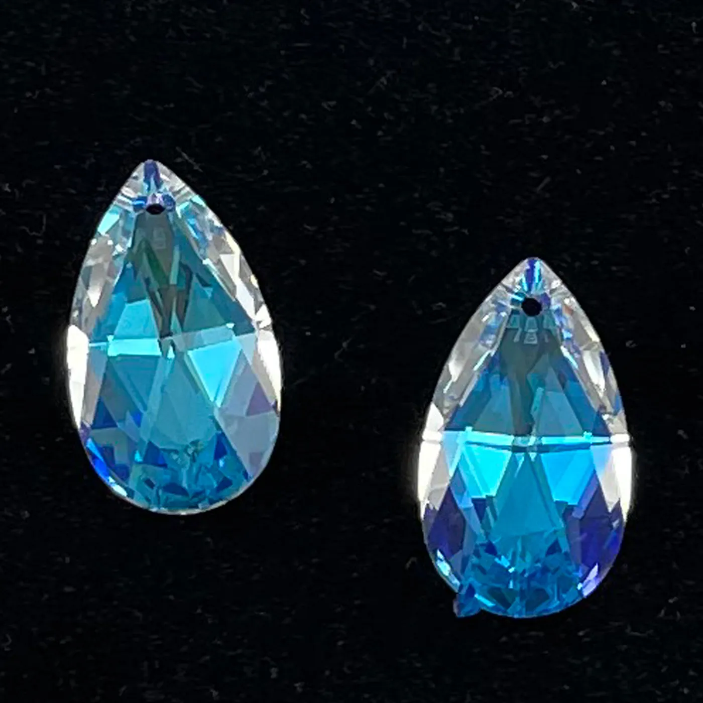 Swarovski Crystal 8721 Strass Teardrop Pendants 28 x 17mm